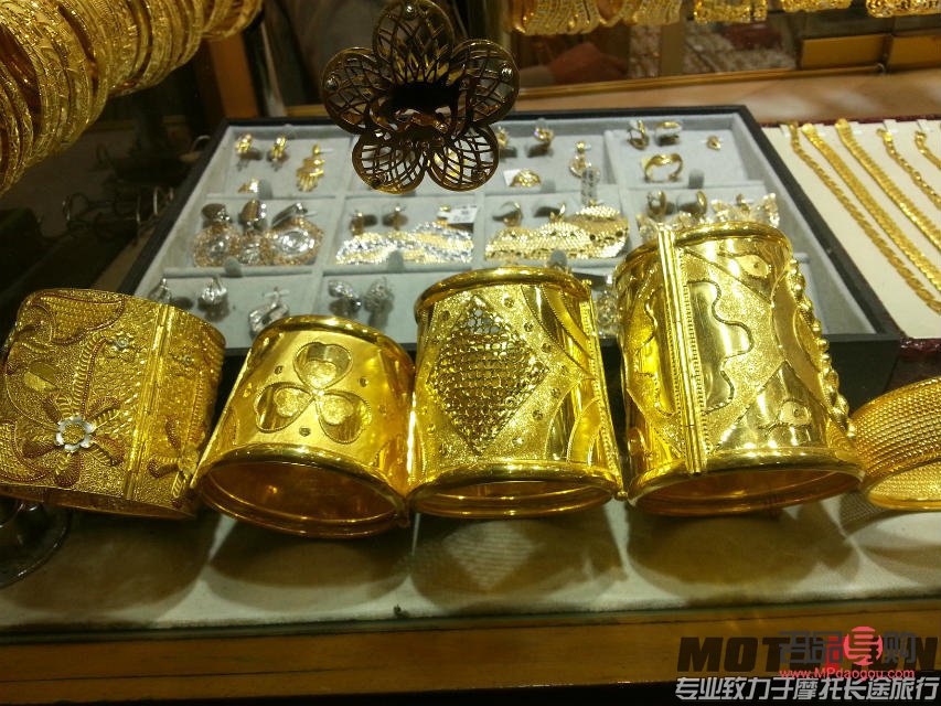 <h3>金店是否可购买一克黄金？</h3>