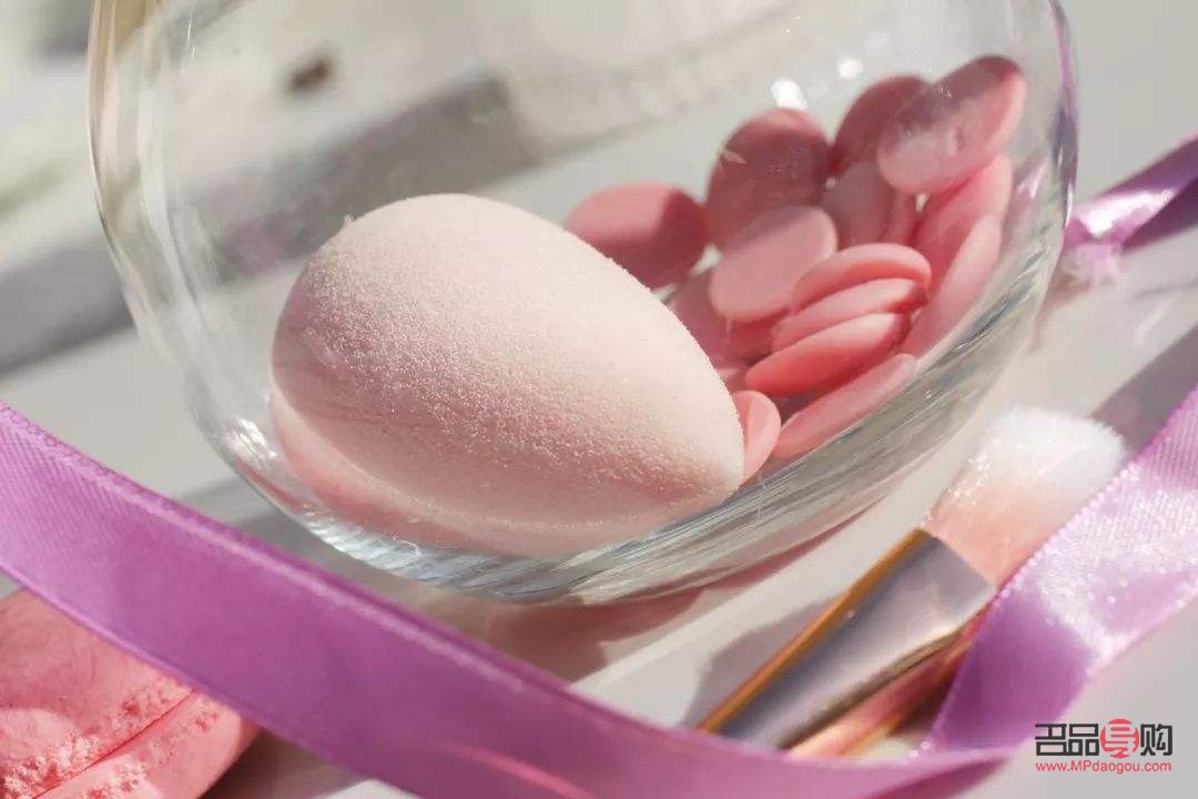 彩妆蛋怎么泡水(怎样用彩妆蛋)