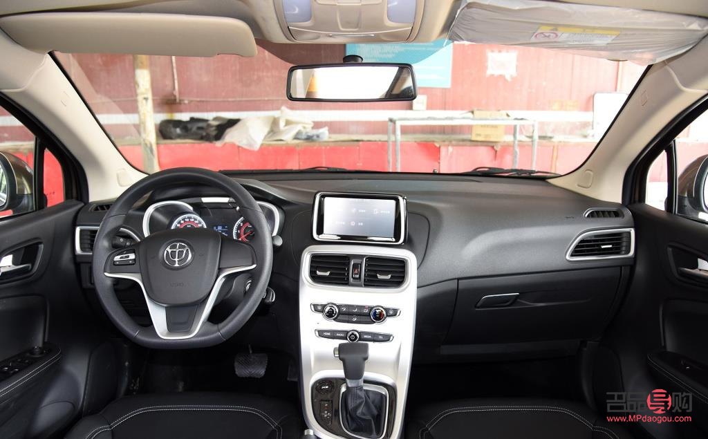 <h3>父亲送女儿礼物的选择建议</h3>