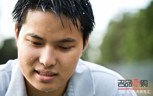 人出汗后怎么护理身体(人出汗后怎么护理身体好)