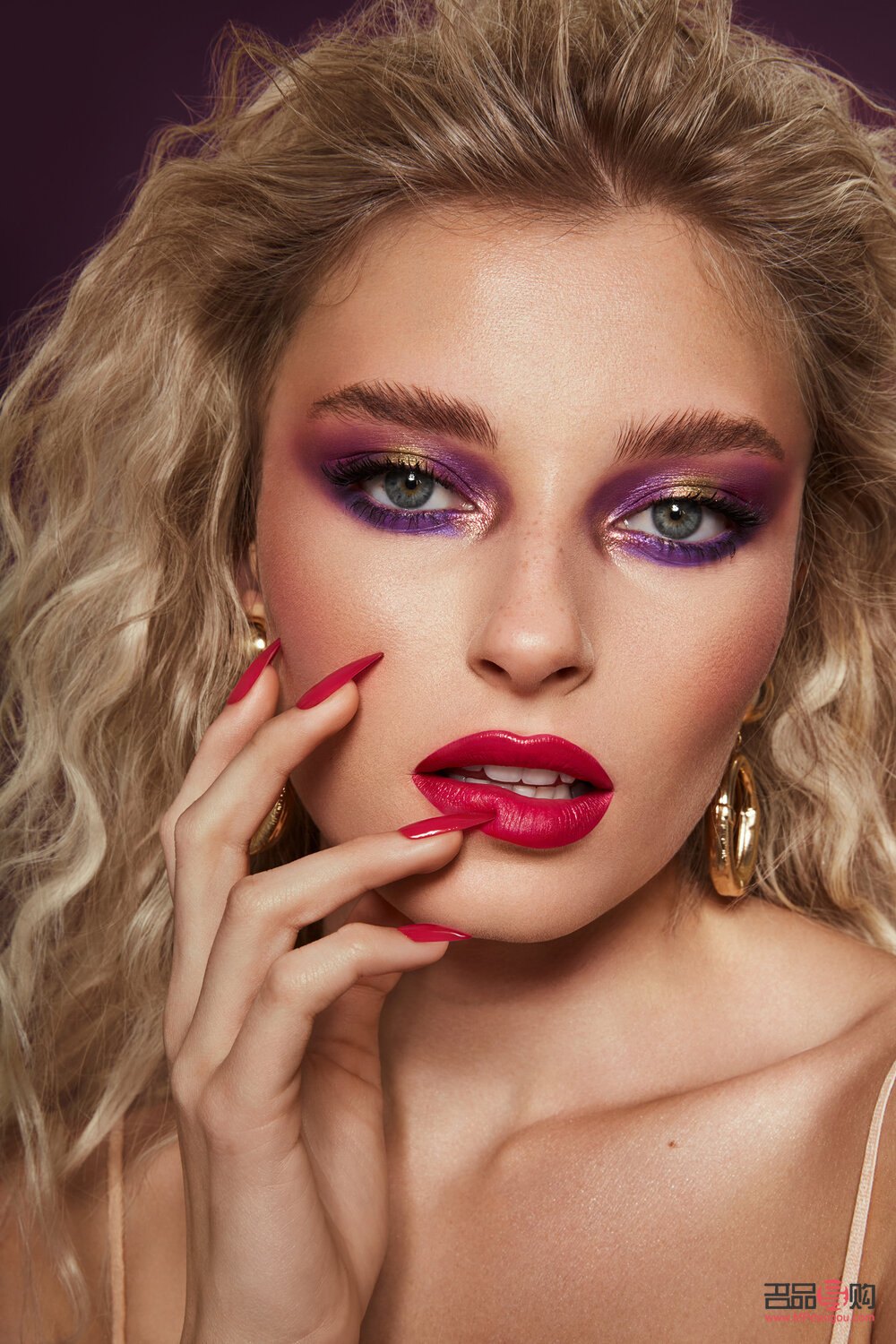 彩妆怎么画欧美女(彩妆怎么画欧美女生)