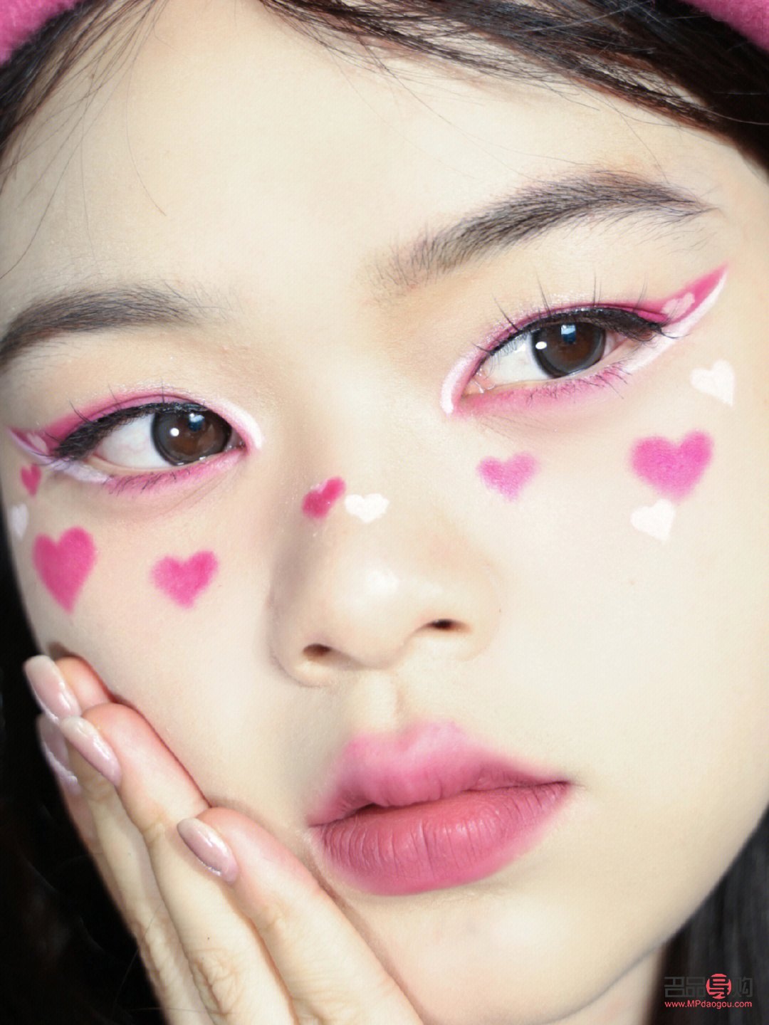 520彩妆怎么化(彩妆diy)