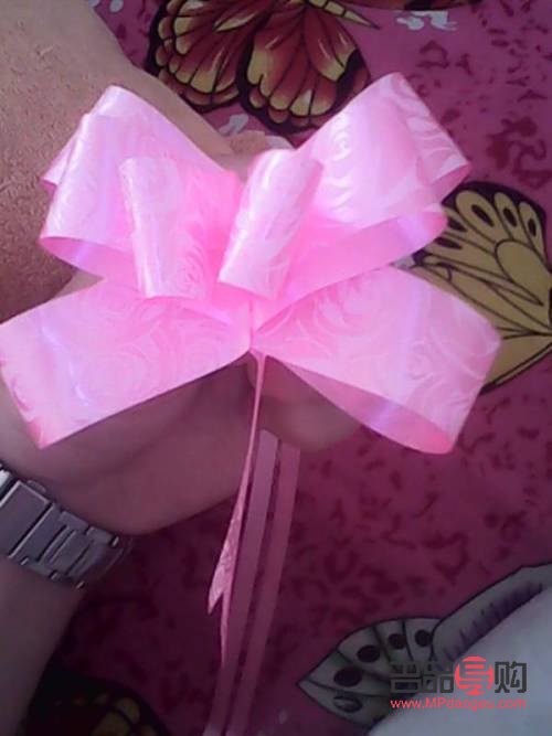 礼物怎么绑丝带(礼物怎么绑丝带好看)