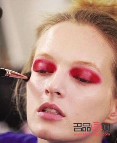 <h1>探索彩妆世界：如何发现并打造个人妆容风格</h1>