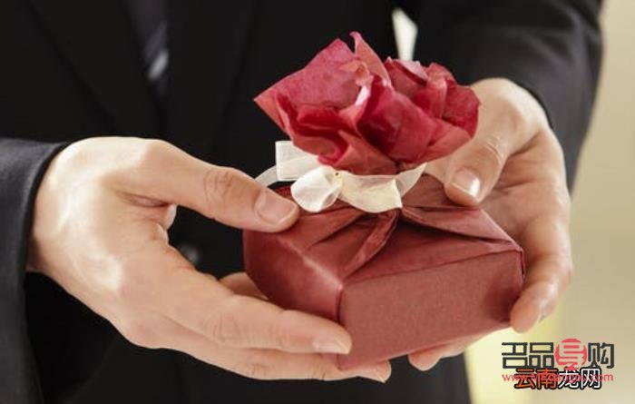 <h3>送男生礼物的意义与背后的情感传达</h3>