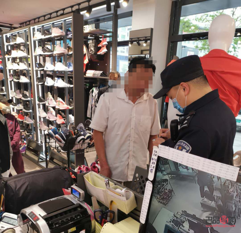 哲里木金店营业时间(哲里木金店营业时间表)