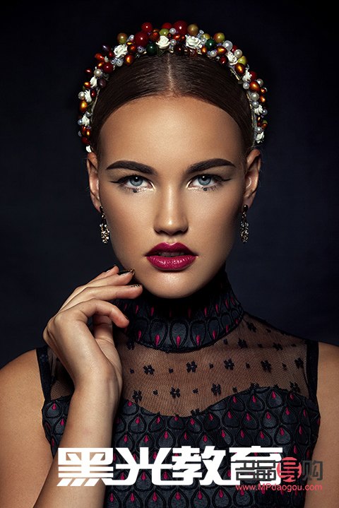 <h3>彩妆教学之道：如何讲好一堂生动的彩妆课</h3>