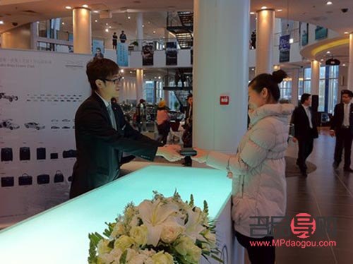 每天签到有什么礼物吗(每天签到有什么礼物吗)