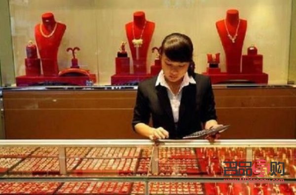 怎么去金店换黄金首饰不吃亏(怎么去金店换黄金首饰怎么算钱)