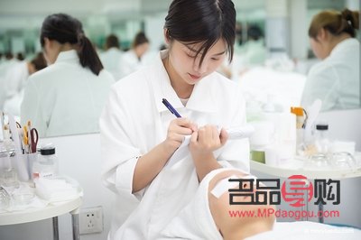 学美容最难学什么