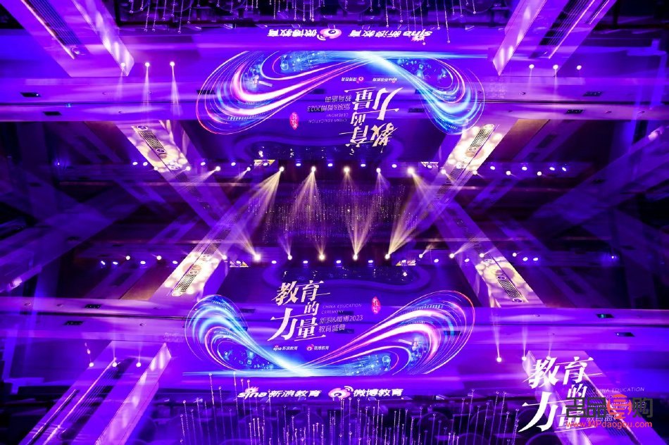 探索眼袋成因与解决方案：高清图片大全解析