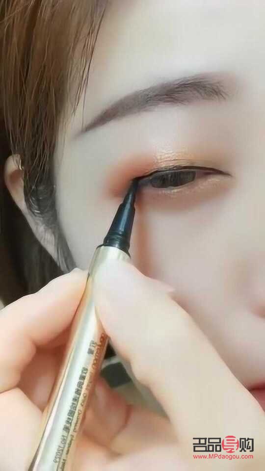 眼妆怎么画好看又自然学生版(眼妆怎么画好看又自然学生版图片) 眼妆怎么画好看又自然学生版(眼妆怎么画好看又自然学生版图片)