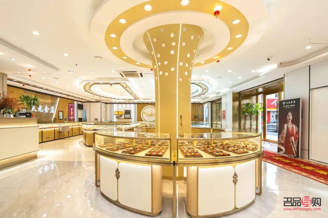 <h3>常州金店旗舰店：传承千年金艺，铸就今日辉煌</h3>