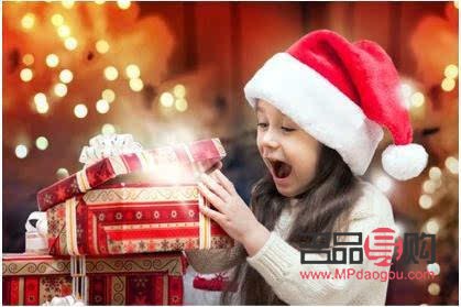 小孩感动的礼物有哪些(小孩感动的礼物有哪些呢)