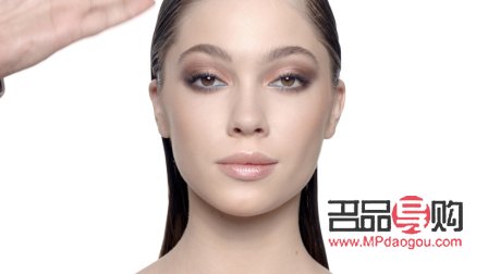 彩妆蛋使用全攻略：打造完美妆容的秘密武器