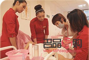 <h3>学美容，开启美丽事业之旅</h3>