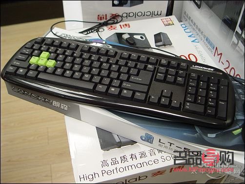 <h3>眼部水光能否有效去除细纹？</h3>