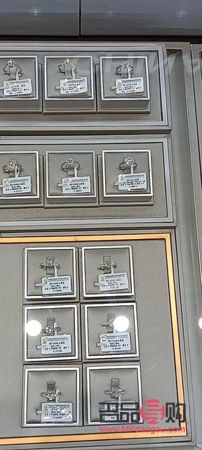 附近的中国黄金店在哪里(附近的中国黄金店在哪里有)
