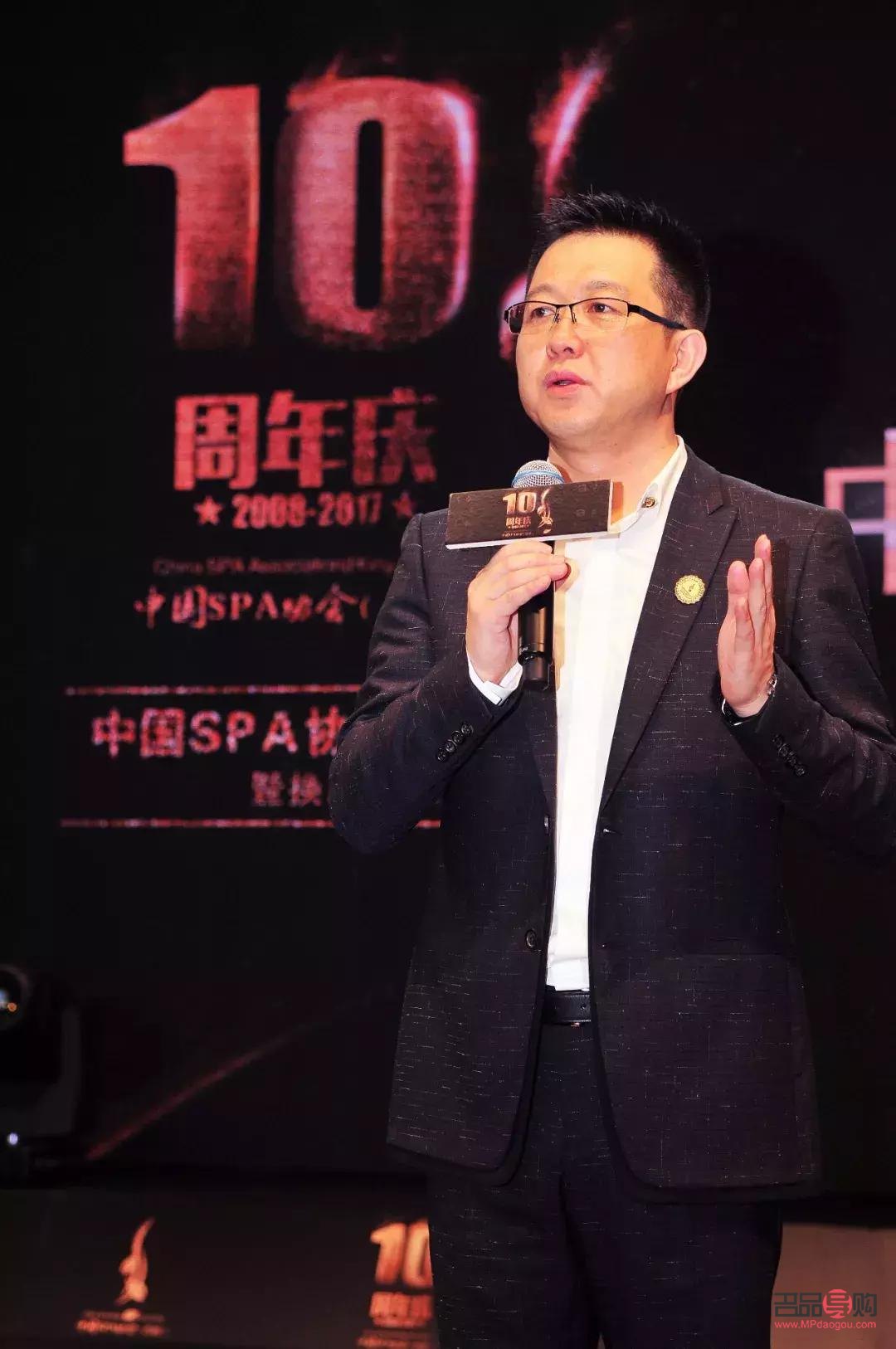 光肌眼球抗衰有效果吗怎么样(光肌眼球抗衰有效果吗怎么样)