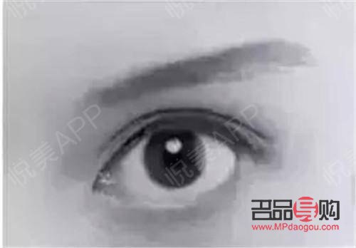 新月型双眼皮的特点(新月型双眼皮的特点有哪些)