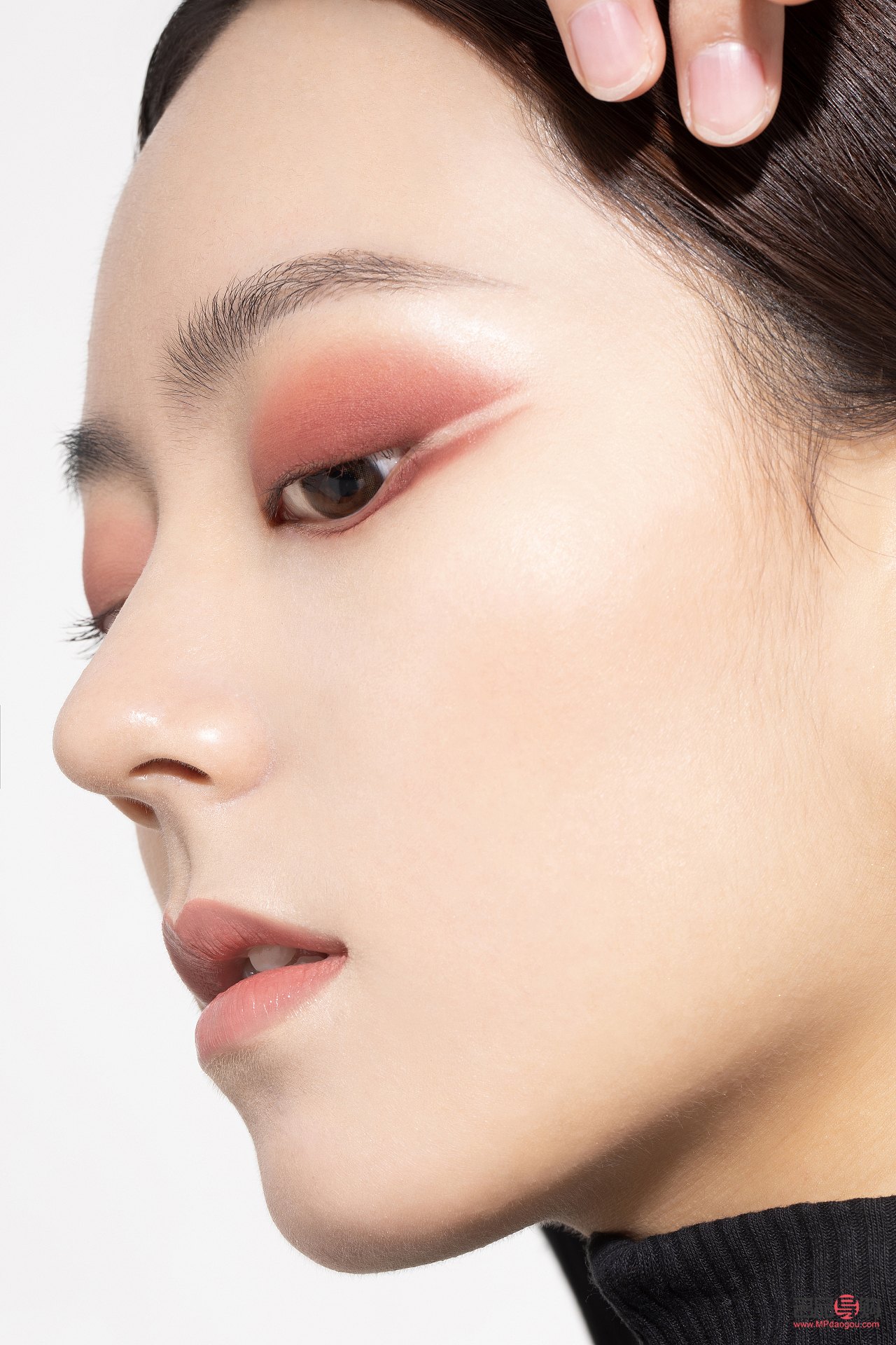 面部彩妆如何拍摄(面部彩妆如何拍摄视频)