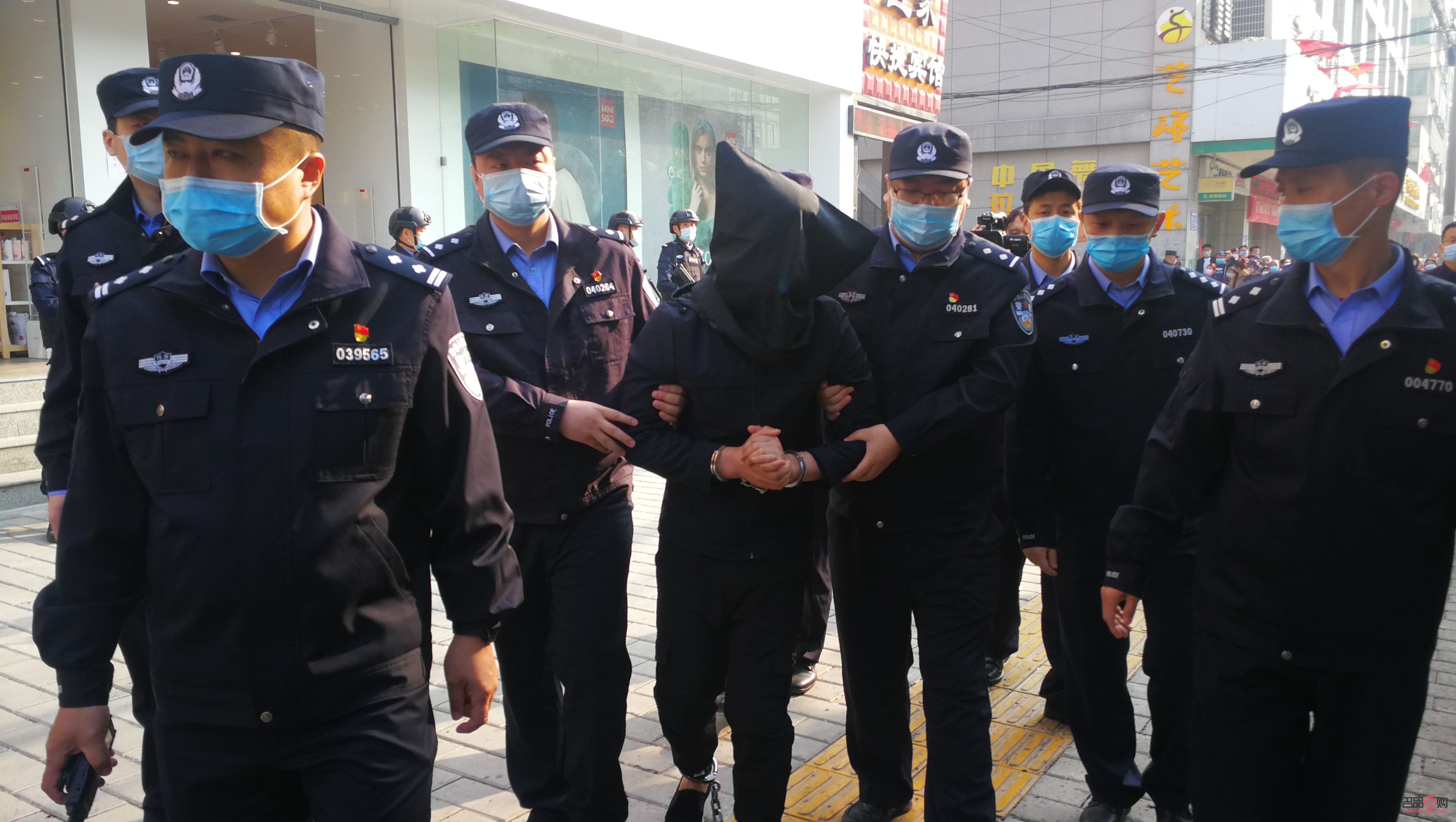 金店怎么验证黄金真伪(金店怎么验证黄金真伪鉴别)