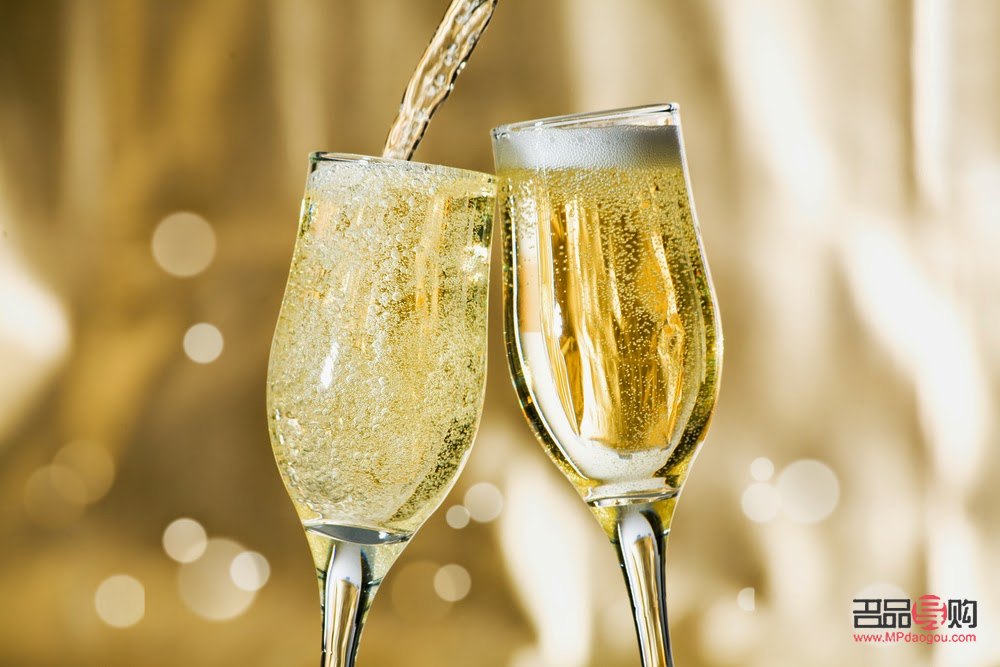 喝香槟有美容吗(喝香槟有美容吗)