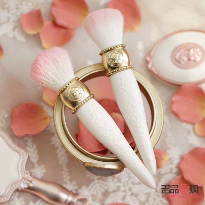 怎么买整套彩妆(怎么买整套彩妆好)