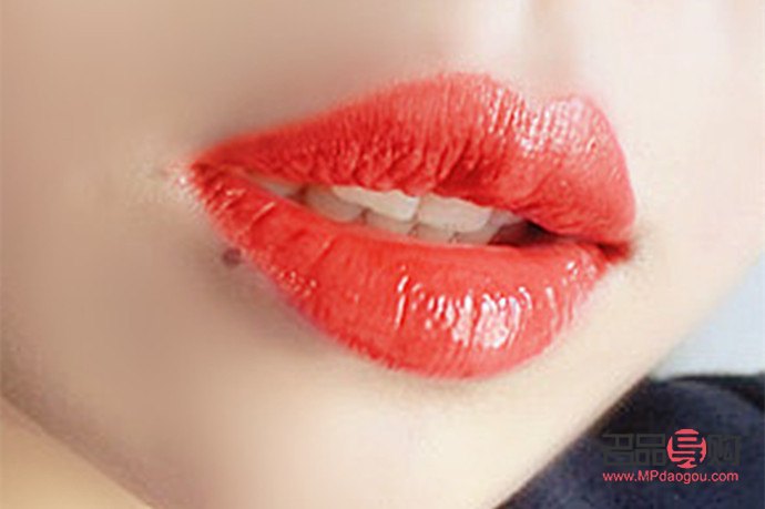 <h3>初学者淡妆眼影画法图片欣赏</h3>