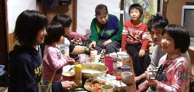 美容院仪器多少钱(美容院仪器多少钱一台)