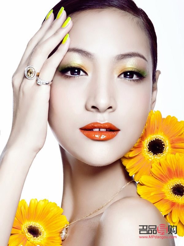 <h3>如何拍摄推荐彩妆：专业技巧与实用指南</h3>