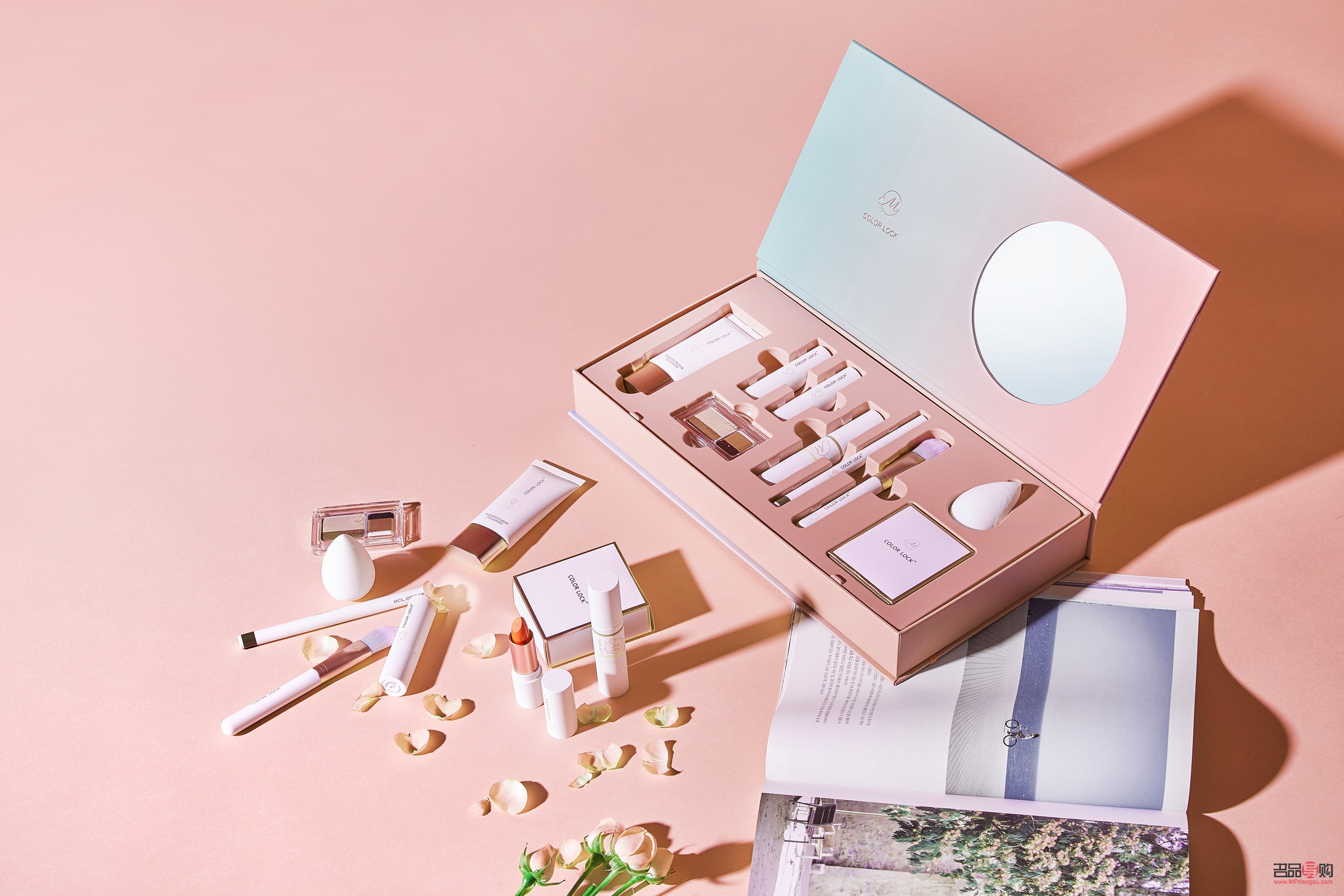 彩妆礼盒怎么玩(彩妆礼盒怎么玩才好看)