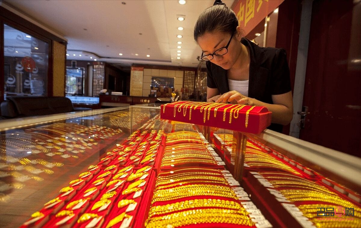 结一次婚承包了一个金店