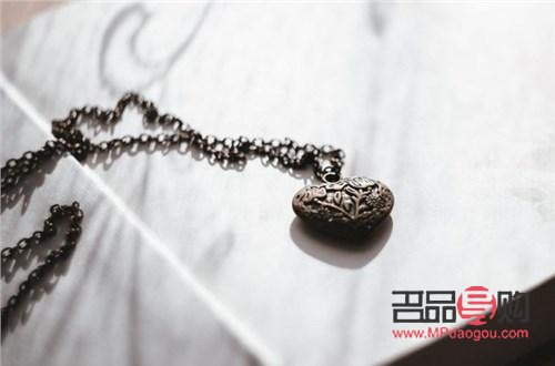 去哪买妈妈的礼物(去哪买妈妈的礼物比较好)