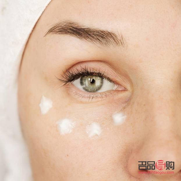 <h3>眼睛下面长皱纹，如何应对？</h3>