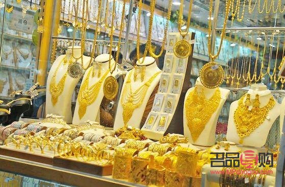 探究金店金价差异之谜：为何有的金店金子更便宜？