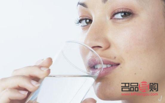 哺乳期吃什么美容(哺乳期吃什么美容养颜)