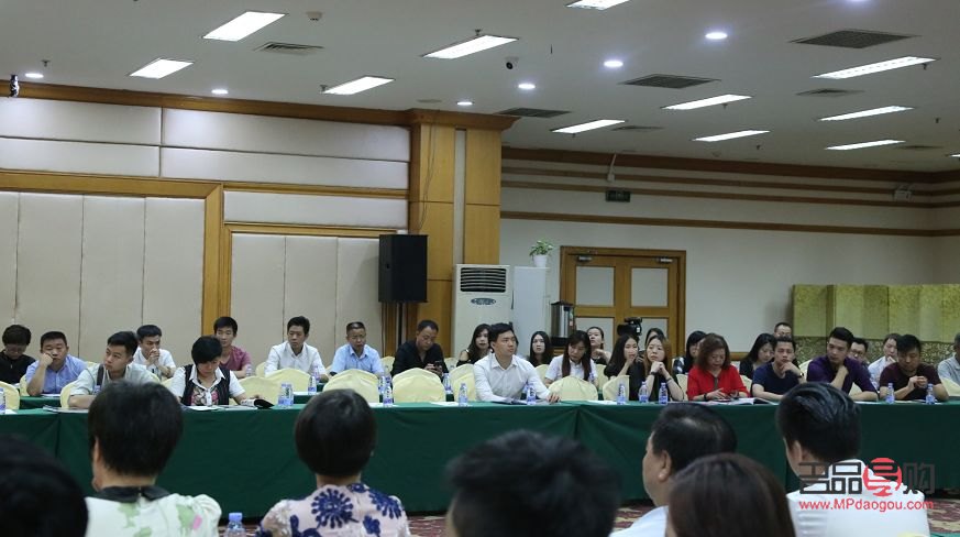 <h3>美容与艺术学：探索美丽与创意的交融</h3>