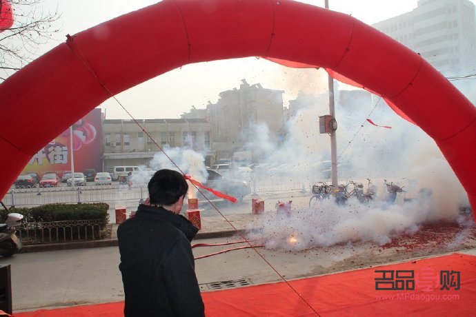 安庆的上海老庙黄金店位置(安庆老庙黄金电话是多少)