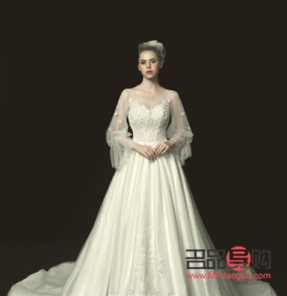 <h3>伴娘出嫁，精心挑选的礼物传递深深祝福</h3>