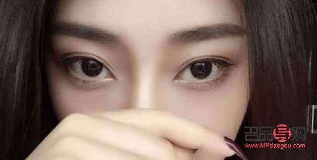 新月型双眼皮真人图片女孩(新月型双眼皮真人图片女孩可爱)