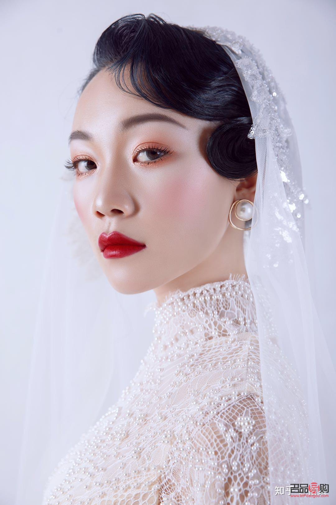 结婚彩妆怎么买好(结婚彩妆怎么买好看)