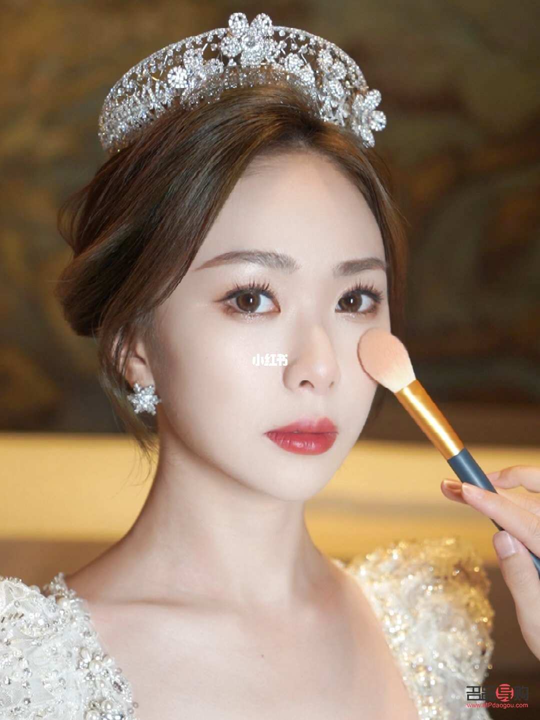 结婚彩妆怎么买好(结婚彩妆怎么买好看)