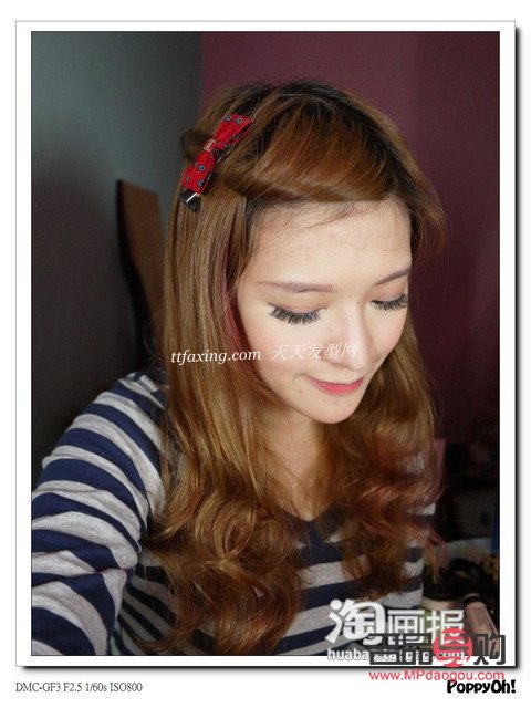 <h3>彩妆搭配下的头发打理技巧</h3>