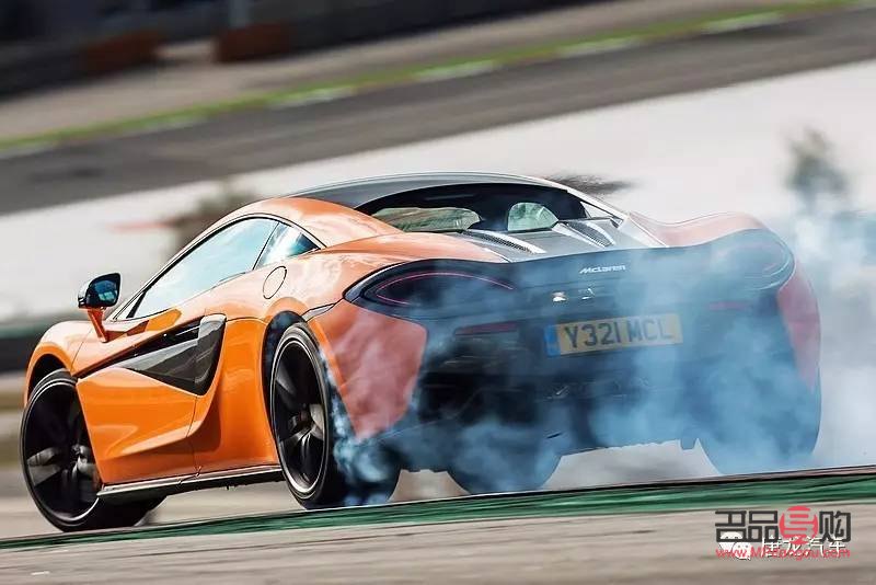 <h3>解读女人眼皮下垂：成因、影响与对策</h3>