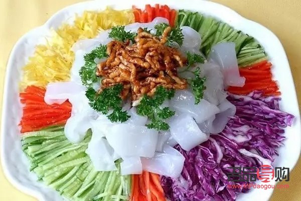 下眼睑凹陷图片(下眼睑凹陷图片大全)