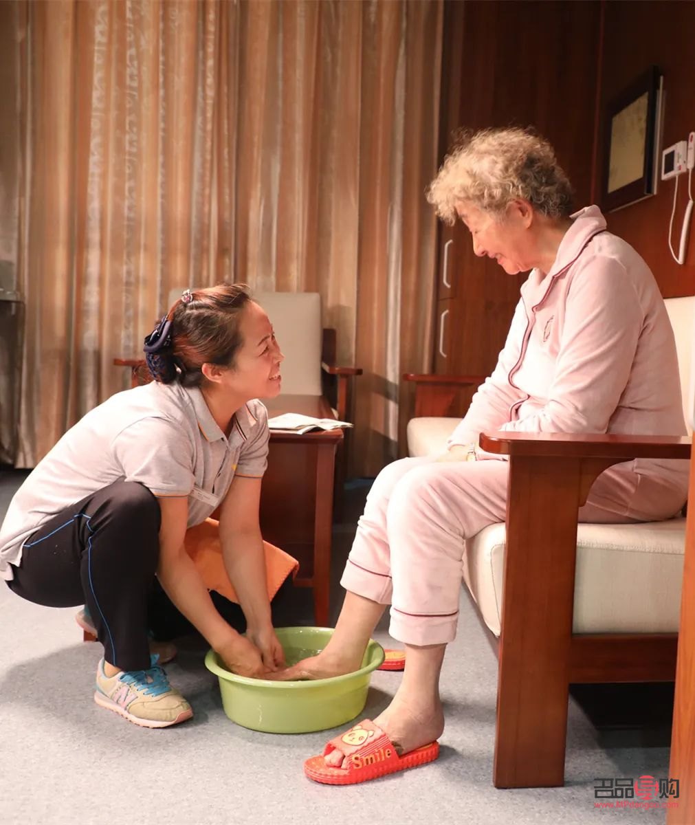 养老院可以带的温馨礼物选择