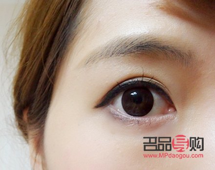 眼线笔哪个大牌的好用(眼线笔哪个大牌的好用一点)