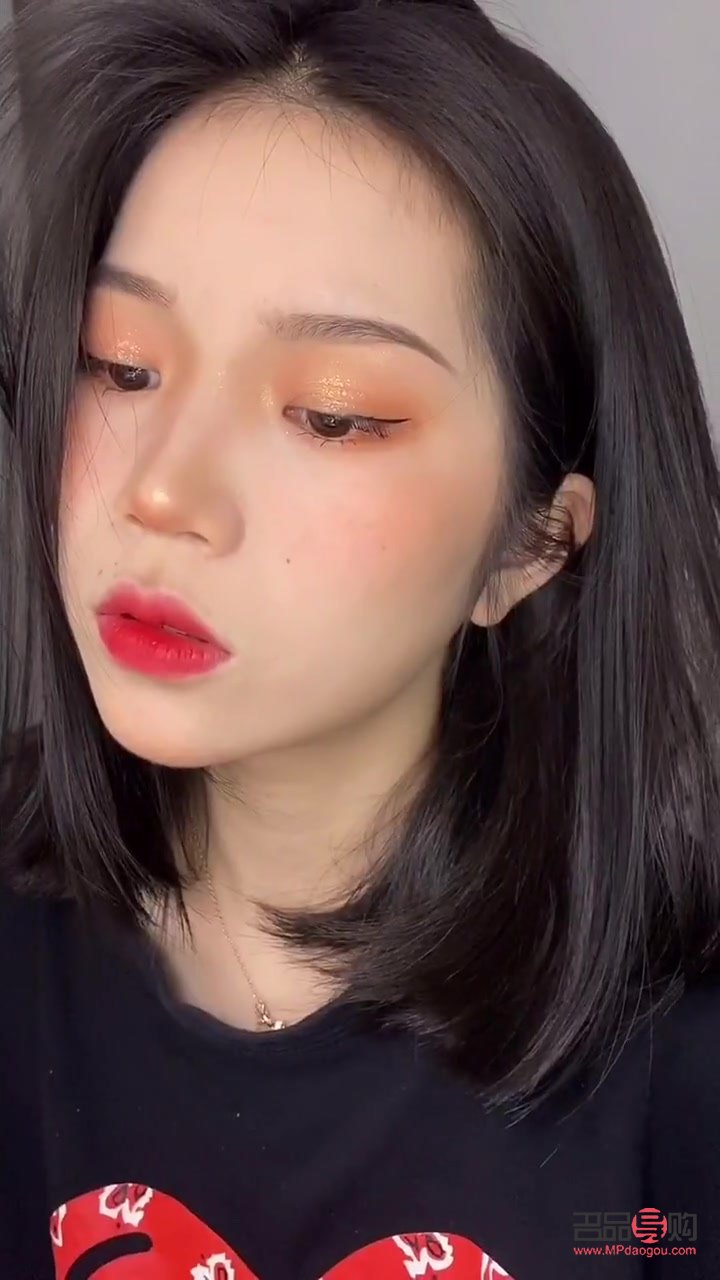 彩妆怎么画日常妆(彩妆怎么画日常妆容)