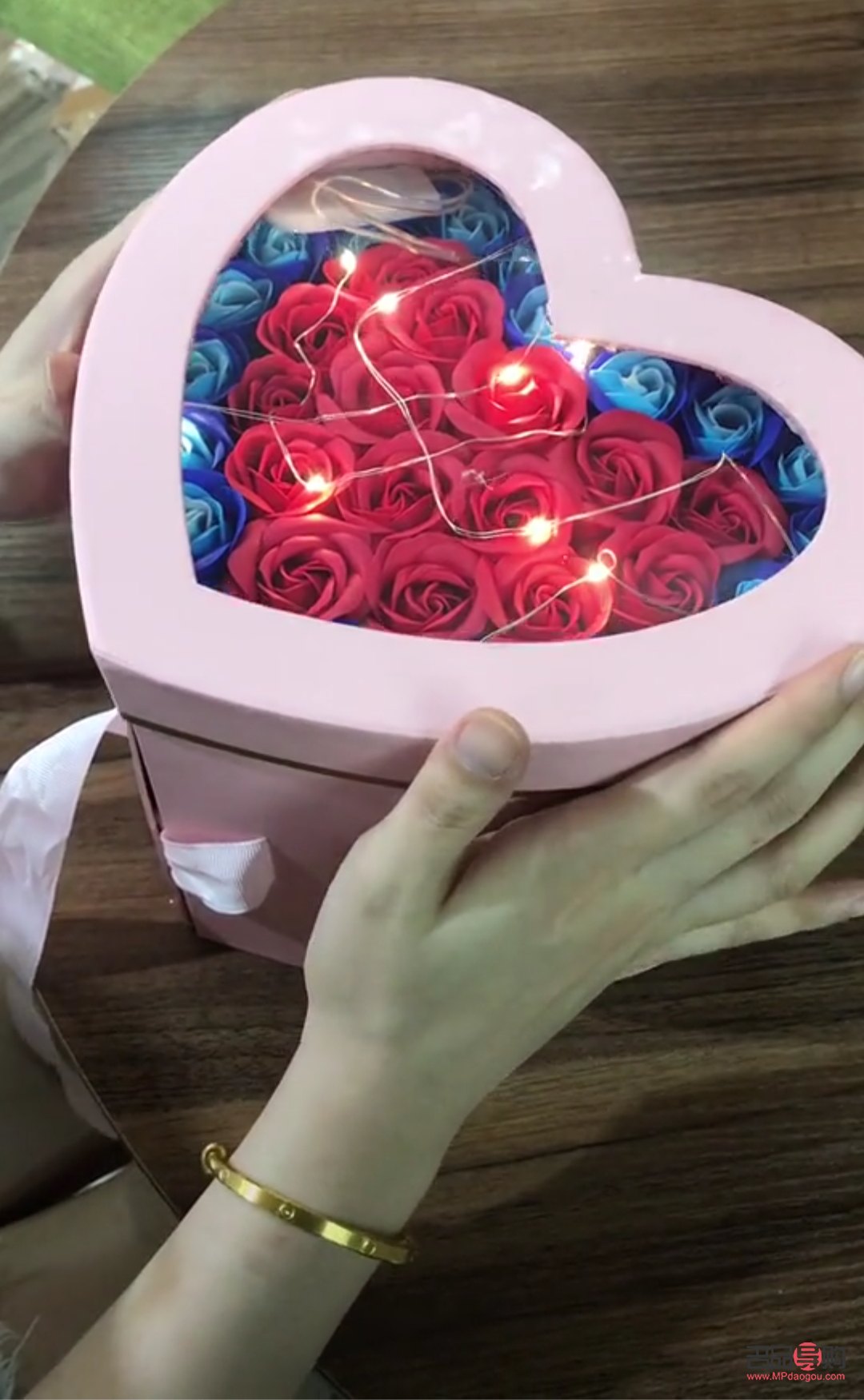 七夕为什么送父母礼物(七夕为什么送父母礼物呢)